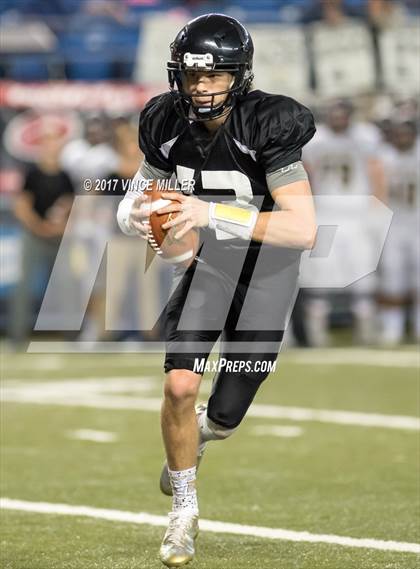 Thumbnail 2 in Royal vs. Meridian (WIAA 1A Final)  photogallery.