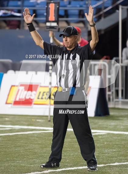 Thumbnail 2 in Royal vs. Meridian (WIAA 1A Final)  photogallery.