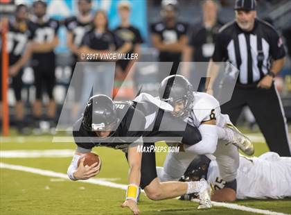 Thumbnail 1 in Royal vs. Meridian (WIAA 1A Final)  photogallery.