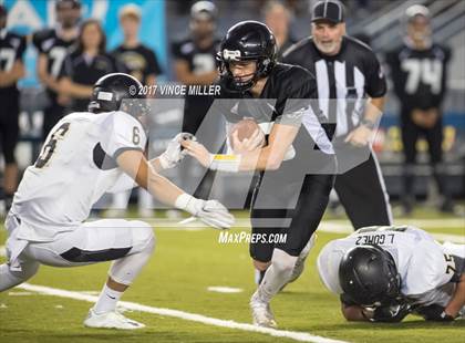 Thumbnail 3 in Royal vs. Meridian (WIAA 1A Final)  photogallery.