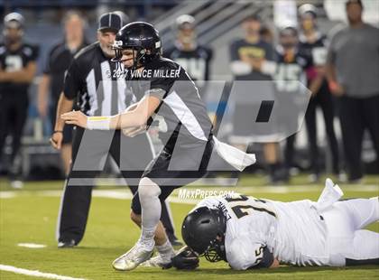 Thumbnail 1 in Royal vs. Meridian (WIAA 1A Final)  photogallery.