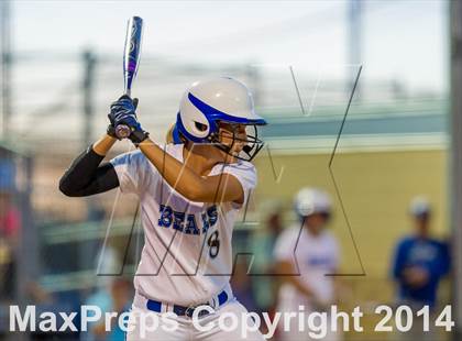 Thumbnail 1 in La Vernia vs. King (3A Regional Semifinal) photogallery.
