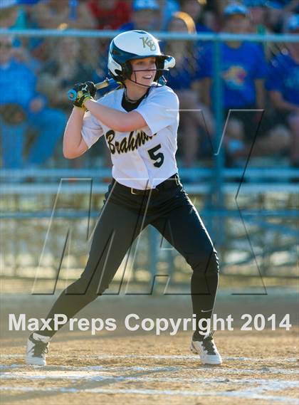 Thumbnail 3 in La Vernia vs. King (3A Regional Semifinal) photogallery.