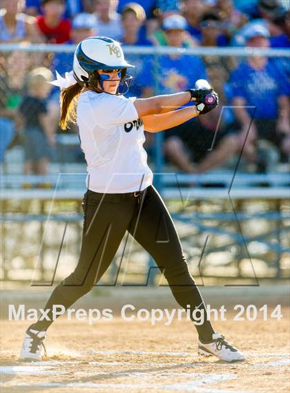Thumbnail 1 in La Vernia vs. King (3A Regional Semifinal) photogallery.