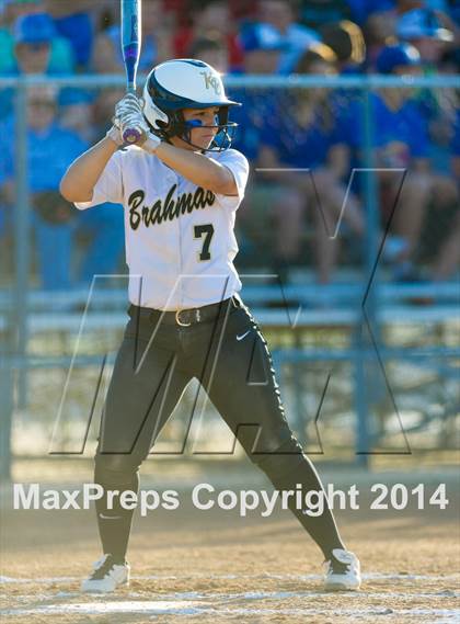 Thumbnail 3 in La Vernia vs. King (3A Regional Semifinal) photogallery.