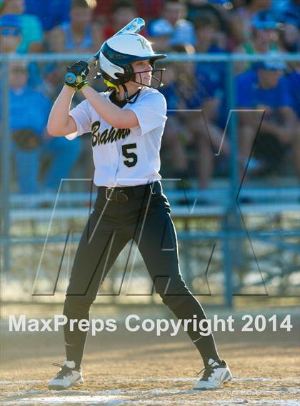 Thumbnail 2 in La Vernia vs. King (3A Regional Semifinal) photogallery.