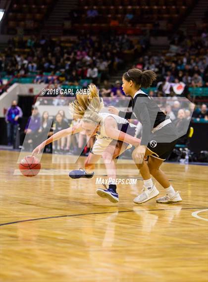 Thumbnail 1 in Pueblo South vs. Mesa Ridge (CHSAA 4A Final Four) photogallery.
