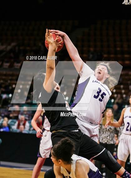 Thumbnail 1 in Pueblo South vs. Mesa Ridge (CHSAA 4A Final Four) photogallery.
