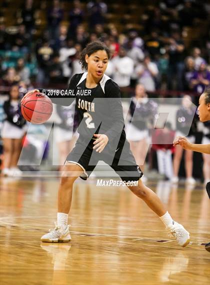 Thumbnail 2 in Pueblo South vs. Mesa Ridge (CHSAA 4A Final Four) photogallery.