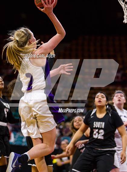 Thumbnail 2 in Pueblo South vs. Mesa Ridge (CHSAA 4A Final Four) photogallery.