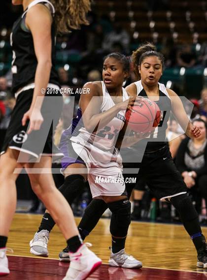 Thumbnail 2 in Pueblo South vs. Mesa Ridge (CHSAA 4A Final Four) photogallery.
