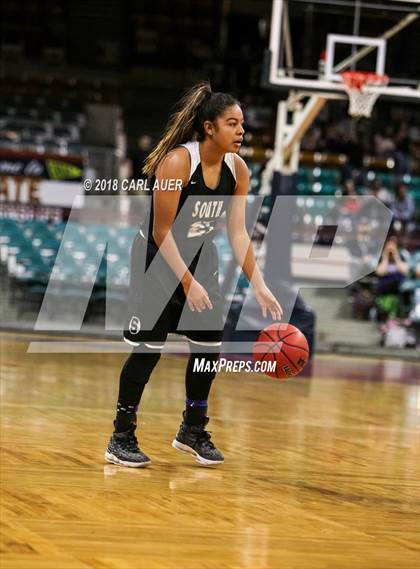 Thumbnail 1 in Pueblo South vs. Mesa Ridge (CHSAA 4A Final Four) photogallery.