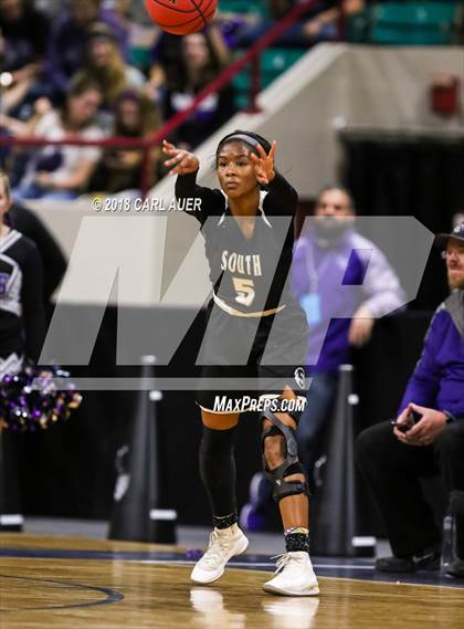 Thumbnail 1 in Pueblo South vs. Mesa Ridge (CHSAA 4A Final Four) photogallery.