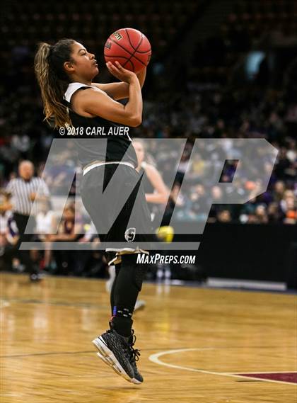 Thumbnail 1 in Pueblo South vs. Mesa Ridge (CHSAA 4A Final Four) photogallery.