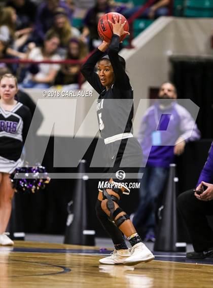 Thumbnail 3 in Pueblo South vs. Mesa Ridge (CHSAA 4A Final Four) photogallery.