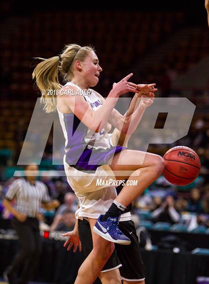 Thumbnail 1 in Pueblo South vs. Mesa Ridge (CHSAA 4A Final Four) photogallery.