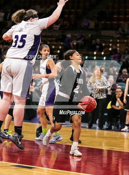 Thumbnail 2 in Pueblo South vs. Mesa Ridge (CHSAA 4A Final Four) photogallery.