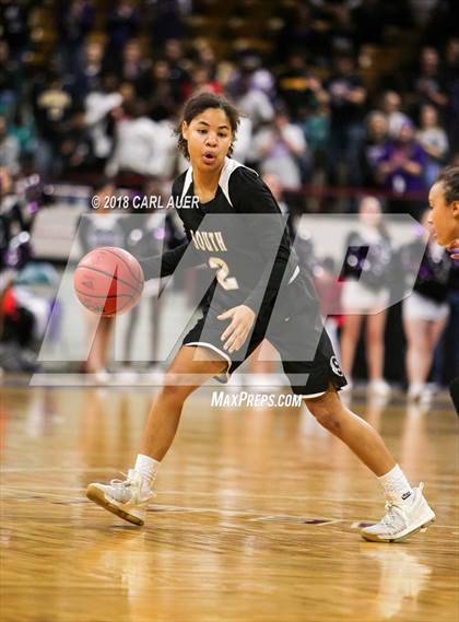 Thumbnail 1 in Pueblo South vs. Mesa Ridge (CHSAA 4A Final Four) photogallery.
