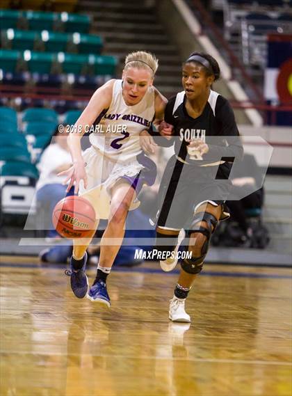 Thumbnail 1 in Pueblo South vs. Mesa Ridge (CHSAA 4A Final Four) photogallery.