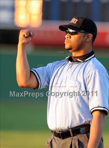 Thumbnail 1 in Corsicana vs Ryan (James Taylor Classic) photogallery.