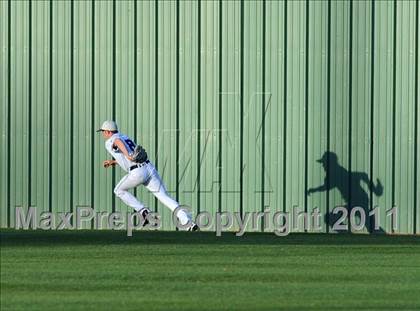 Thumbnail 2 in Corsicana vs Ryan (James Taylor Classic) photogallery.