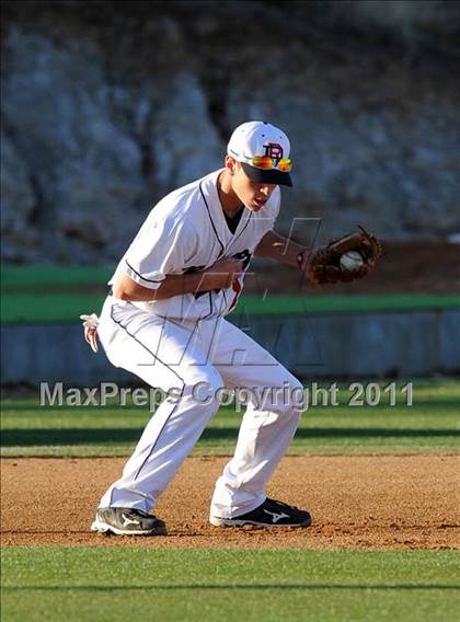 Thumbnail 1 in Corsicana vs Ryan (James Taylor Classic) photogallery.