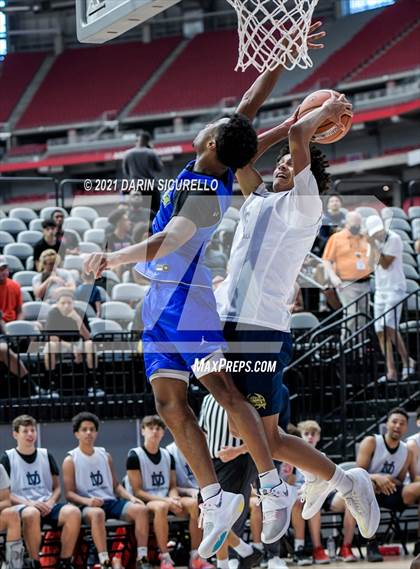 Thumbnail 1 in St. Bernard vs Desert Vista (Section 7 Arizona Tournament) photogallery.