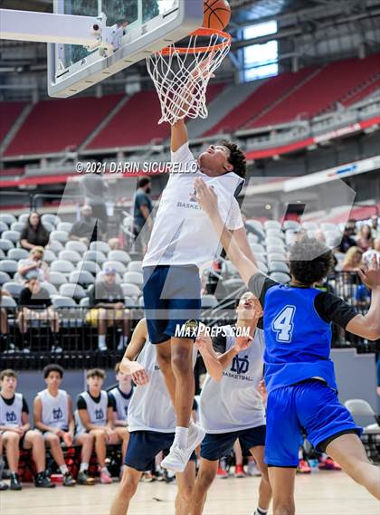 Thumbnail 2 in St. Bernard vs Desert Vista (Section 7 Arizona Tournament) photogallery.