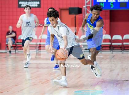 Thumbnail 3 in St. Bernard vs Desert Vista (Section 7 Arizona Tournament) photogallery.