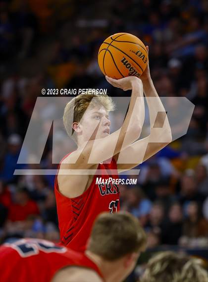 Thumbnail 3 in Crimson Cliffs vs Sky View (UHSAA 4A Semifinal) photogallery.
