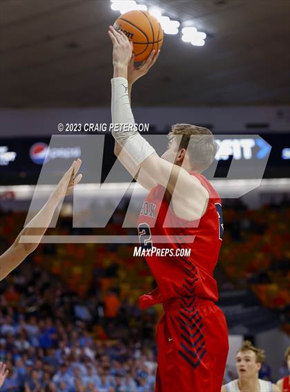 Thumbnail 2 in Crimson Cliffs vs Sky View (UHSAA 4A Semifinal) photogallery.