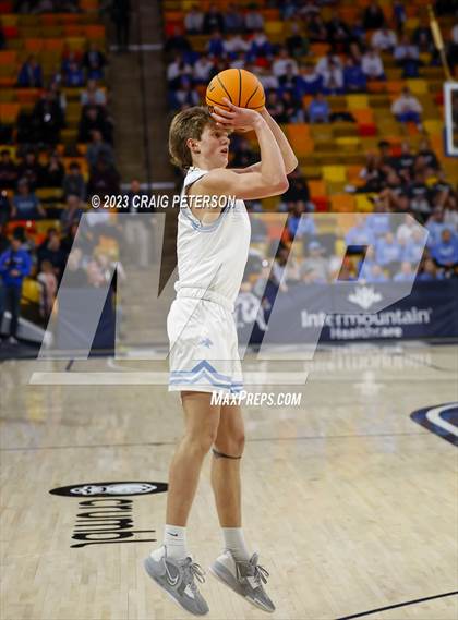 Thumbnail 1 in Crimson Cliffs vs Sky View (UHSAA 4A Semifinal) photogallery.