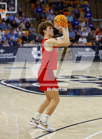 Thumbnail 2 in Crimson Cliffs vs Sky View (UHSAA 4A Semifinal) photogallery.