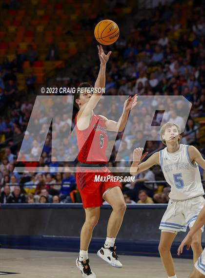 Thumbnail 3 in Crimson Cliffs vs Sky View (UHSAA 4A Semifinal) photogallery.
