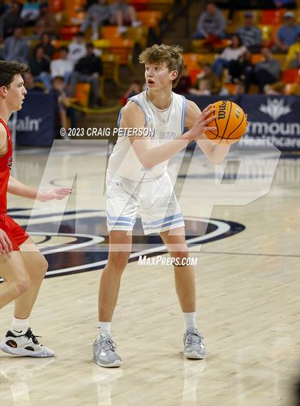 Thumbnail 3 in Crimson Cliffs vs Sky View (UHSAA 4A Semifinal) photogallery.
