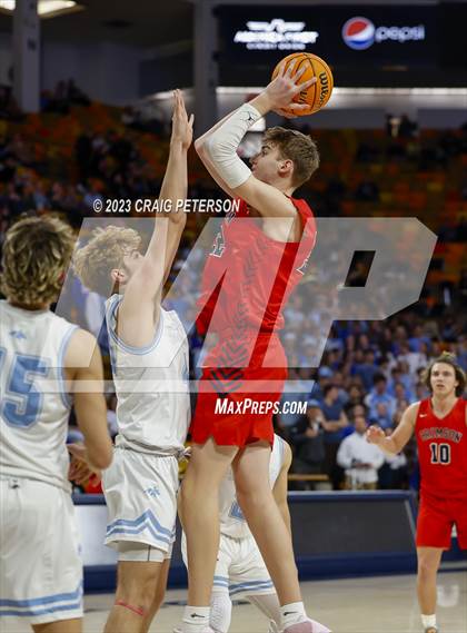 Thumbnail 2 in Crimson Cliffs vs Sky View (UHSAA 4A Semifinal) photogallery.