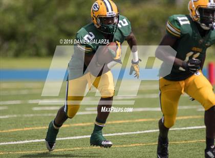 Thumbnail 1 in Central vs Jackson photogallery.