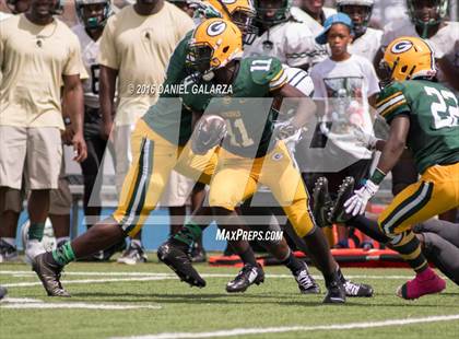 Thumbnail 1 in Central vs Jackson photogallery.