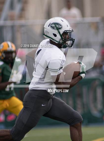 Thumbnail 2 in Central vs Jackson photogallery.