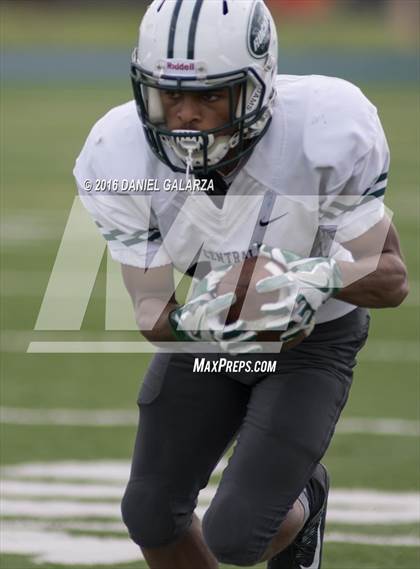 Thumbnail 2 in Central vs Jackson photogallery.