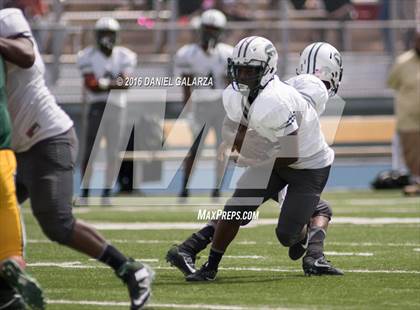 Thumbnail 1 in Central vs Jackson photogallery.