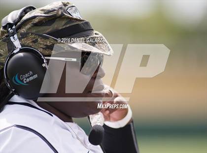 Thumbnail 2 in Central vs Jackson photogallery.