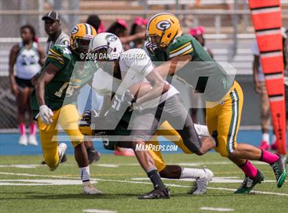 Thumbnail 3 in Central vs Jackson photogallery.
