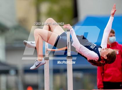 Thumbnail 1 in Harold Scott Invitational (Field Events) photogallery.