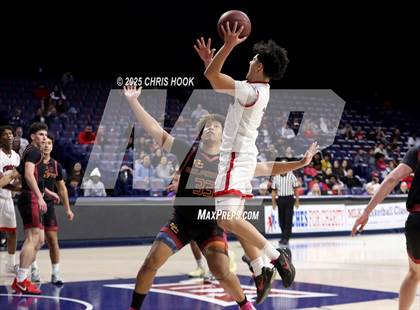 Thumbnail 2 in Salpointe Catholic vs Tucson High Magnet School (McKale Center) photogallery.
