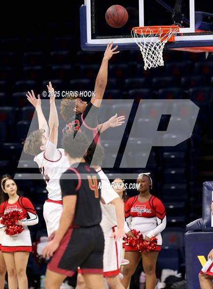 Thumbnail 2 in Salpointe Catholic vs Tucson High Magnet School (McKale Center) photogallery.