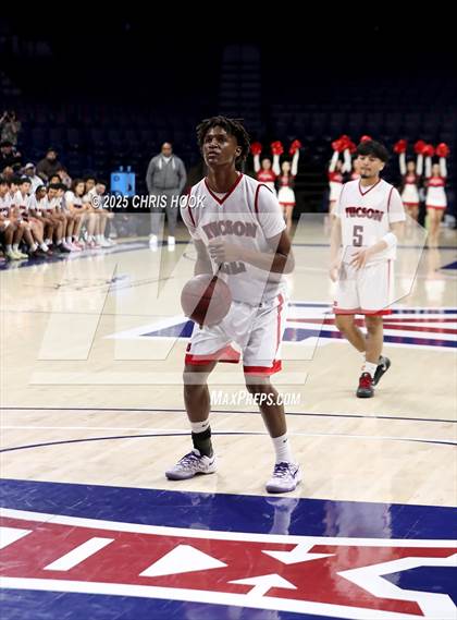 Thumbnail 2 in Salpointe Catholic vs Tucson High Magnet School (McKale Center) photogallery.