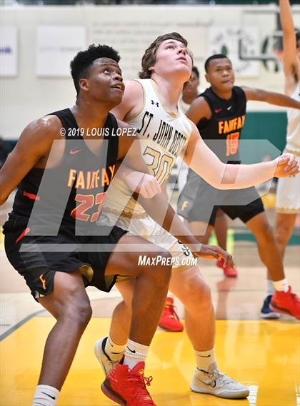 Thumbnail 2 in St. John Bosco vs. Fairfax (Classic at Damien) photogallery.