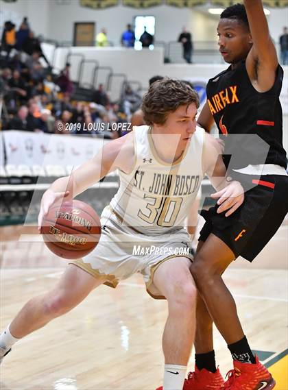 Thumbnail 3 in St. John Bosco vs. Fairfax (Classic at Damien) photogallery.