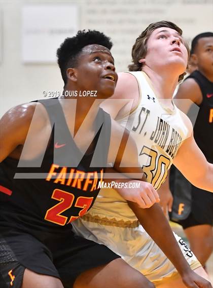 Thumbnail 3 in St. John Bosco vs. Fairfax (Classic at Damien) photogallery.